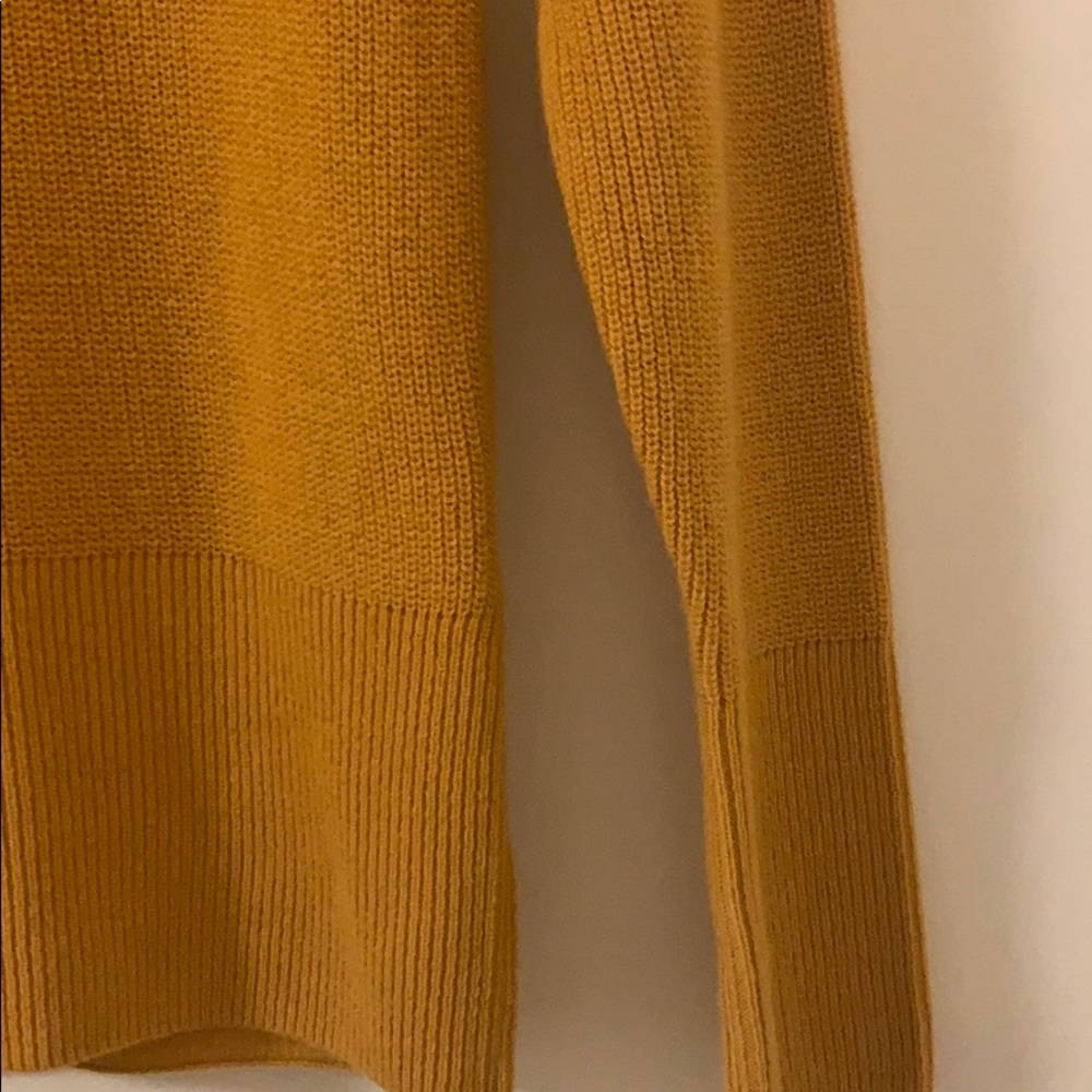 Sweater - Picture 2 of 3